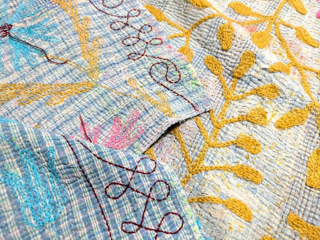 #143 ヴィンテージ ラリーキルト/ カンタキルト/ ソファカバー スザニ刺繍