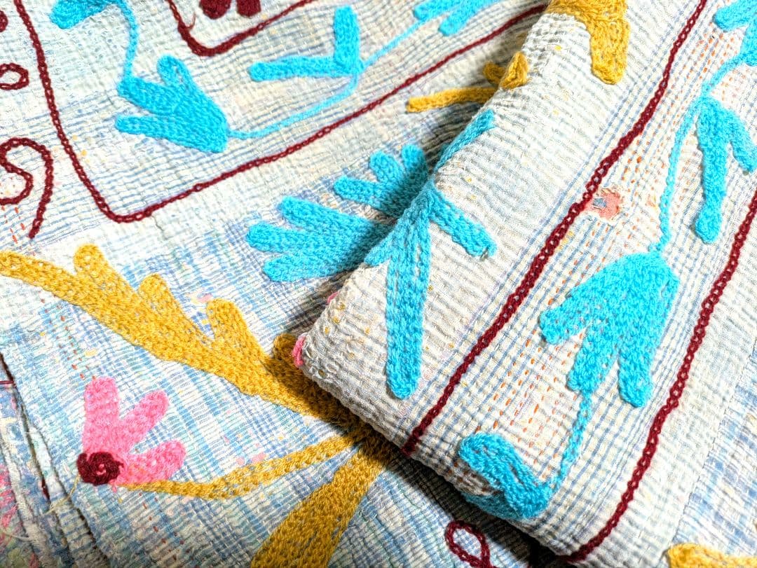 #143 ヴィンテージ ラリーキルト/ カンタキルト/ ソファカバー スザニ刺繍