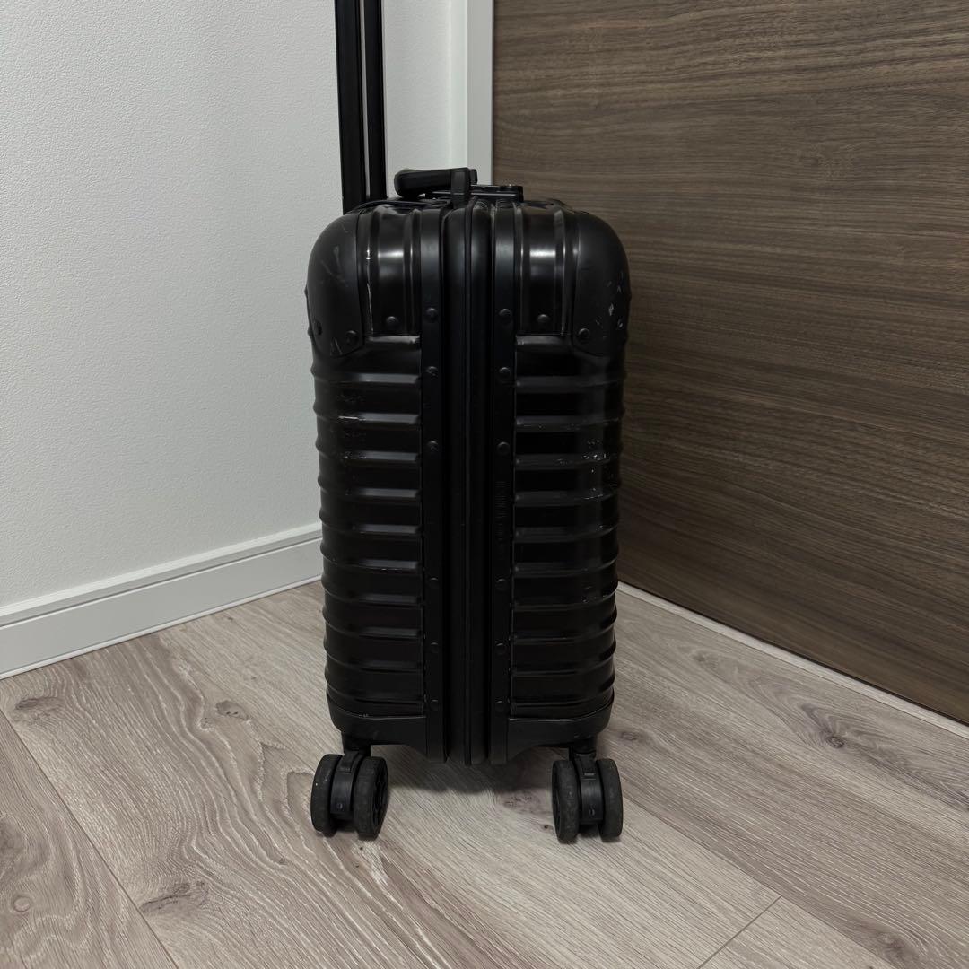 [正規品]RIMOWA TOPAS STEALTH ブラック キャリーケース