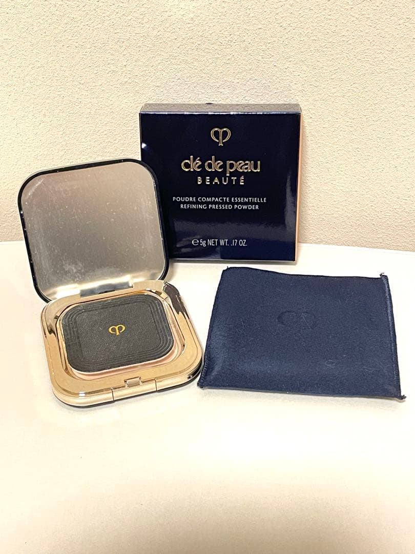 【新品】クレドポーボーテ　プードルコンパクトエサンシエル n