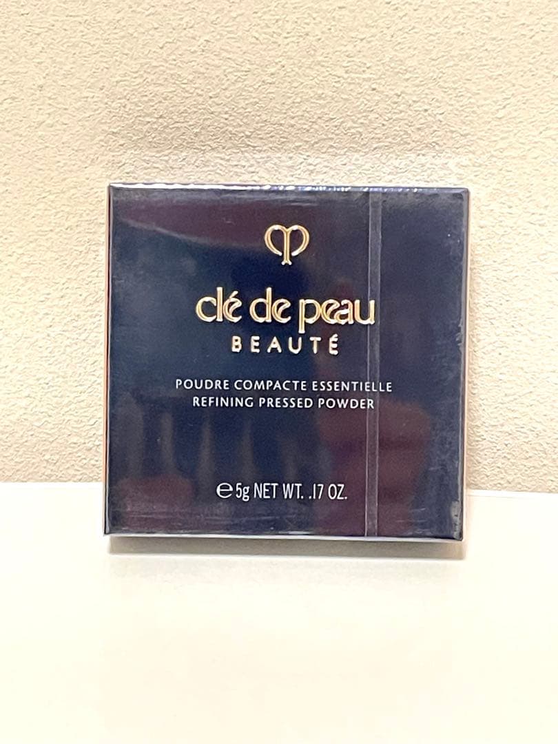 【新品】クレドポーボーテ　プードルコンパクトエサンシエル n