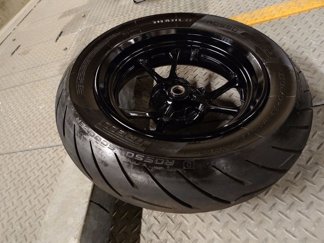 グリファス13インチ極太タイヤ BFV-F5338-00-P0キャストホイール