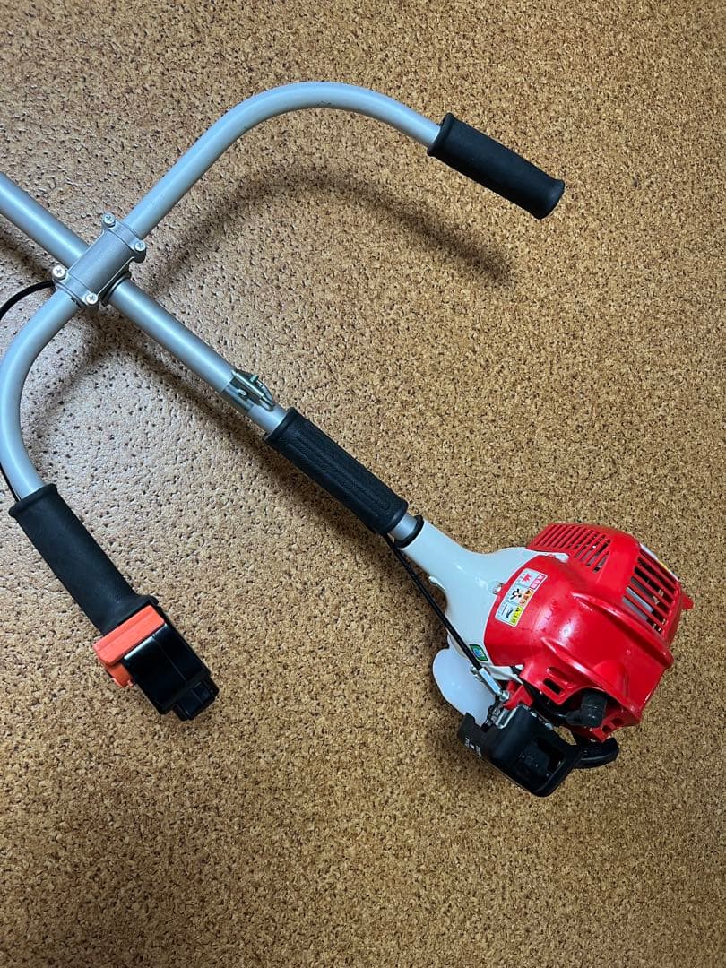 美品　マルヤマ　エンジン草刈機　BIGM BK2060 1点