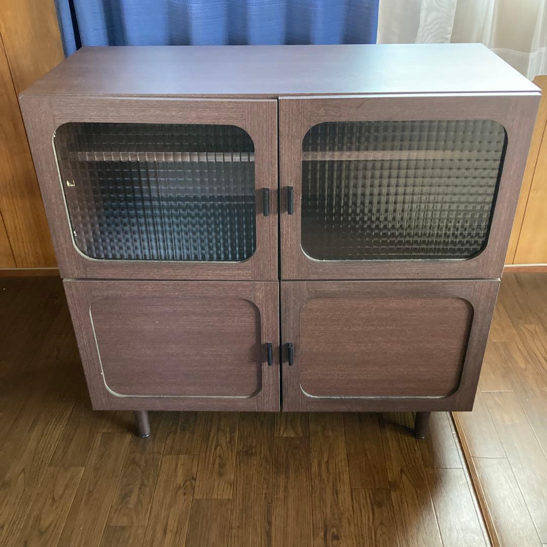 キャビネット　ミッドセンチュリー風　レトロモダン　ウッド製　アンティーク