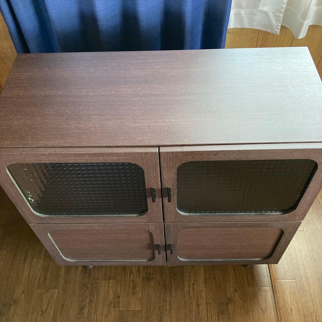キャビネット　ミッドセンチュリー風　レトロモダン　ウッド製　アンティーク
