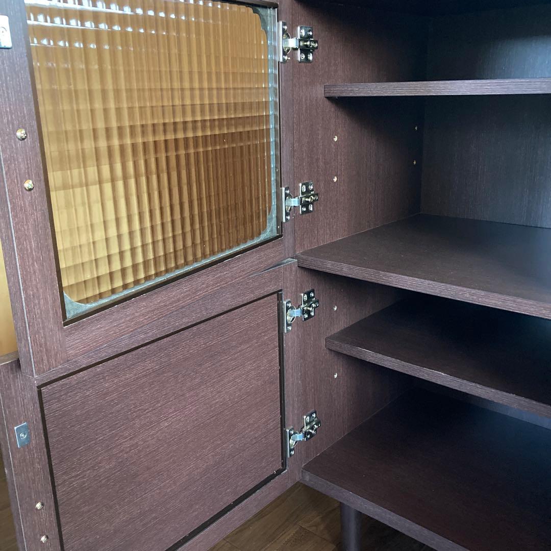 キャビネット　ミッドセンチュリー風　レトロモダン　ウッド製　アンティーク