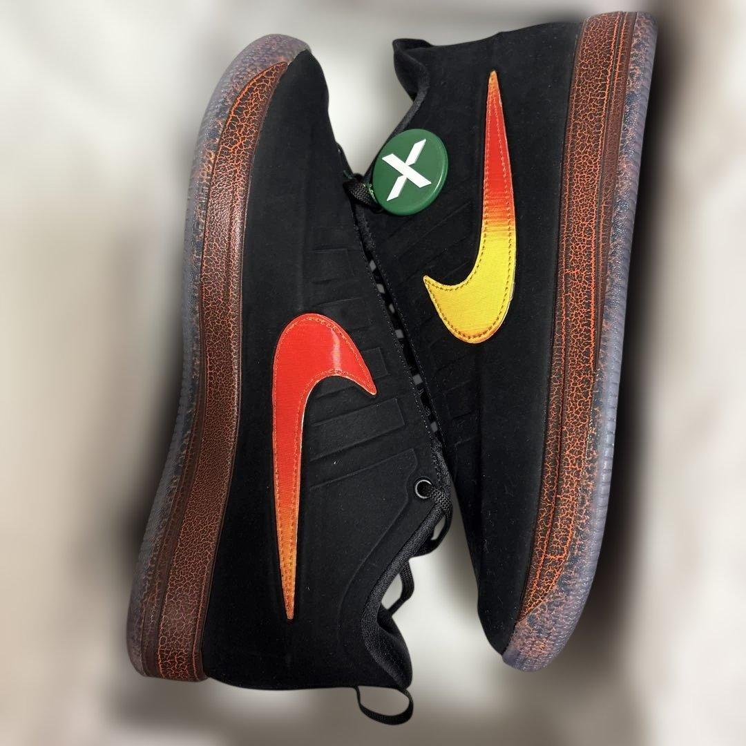 NIKE BOOK 2 グローバルラスト