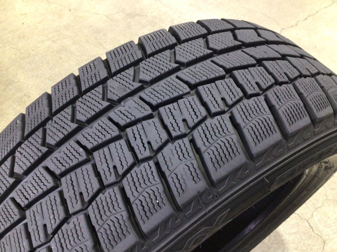 激安 205/60R16 ダンロップ WM02 スタッドレス 4本 送料込み