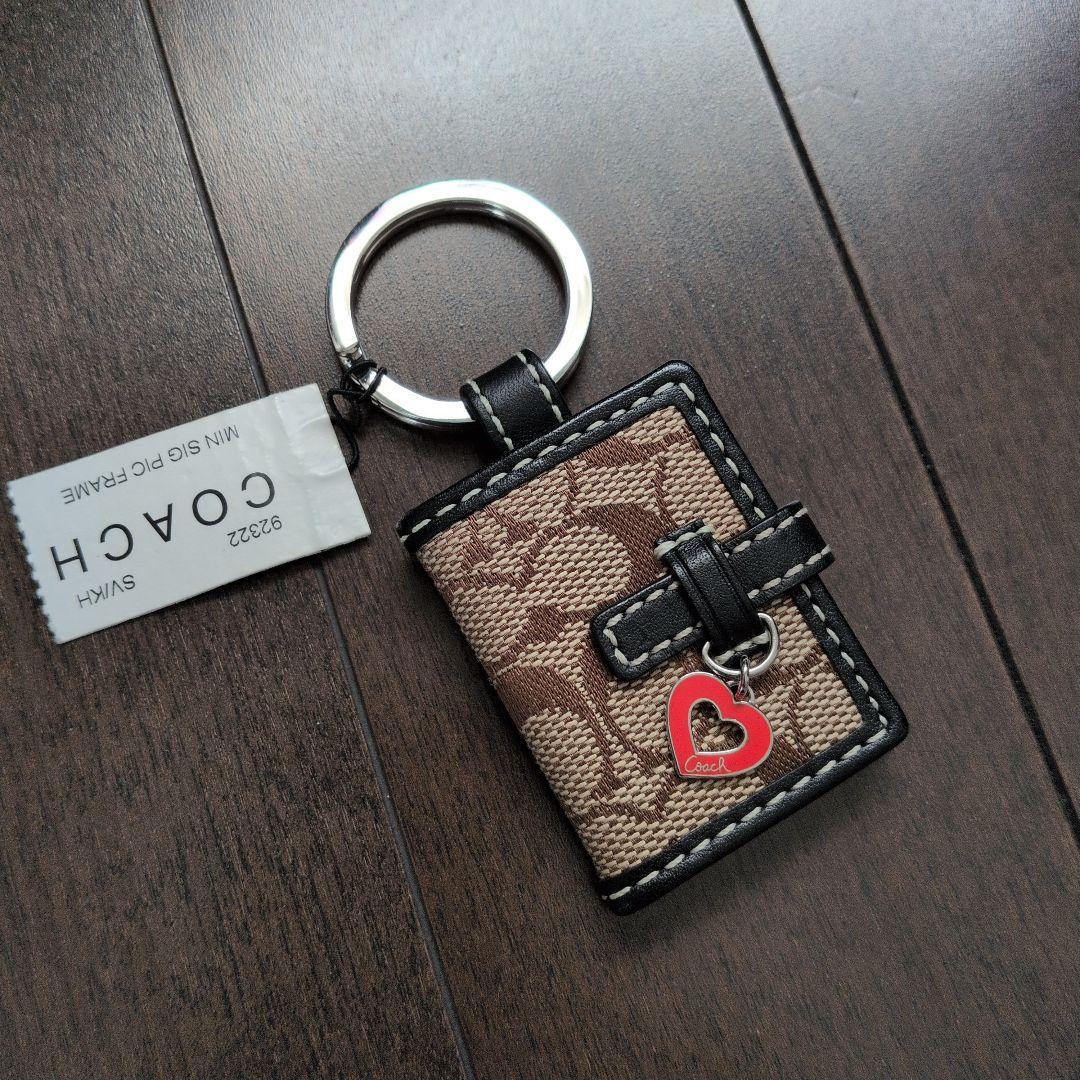 タグ付き新品　COACH ミニシグネチャーピクチャーフレームキーリング