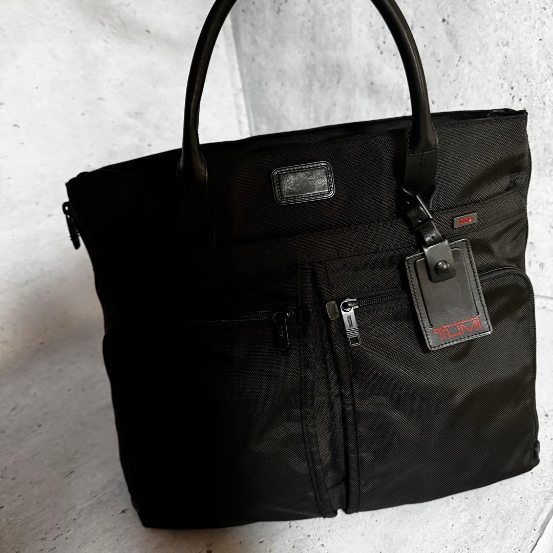 TUMI Alpha Ballistic コンパニオントートバッグ ブラック