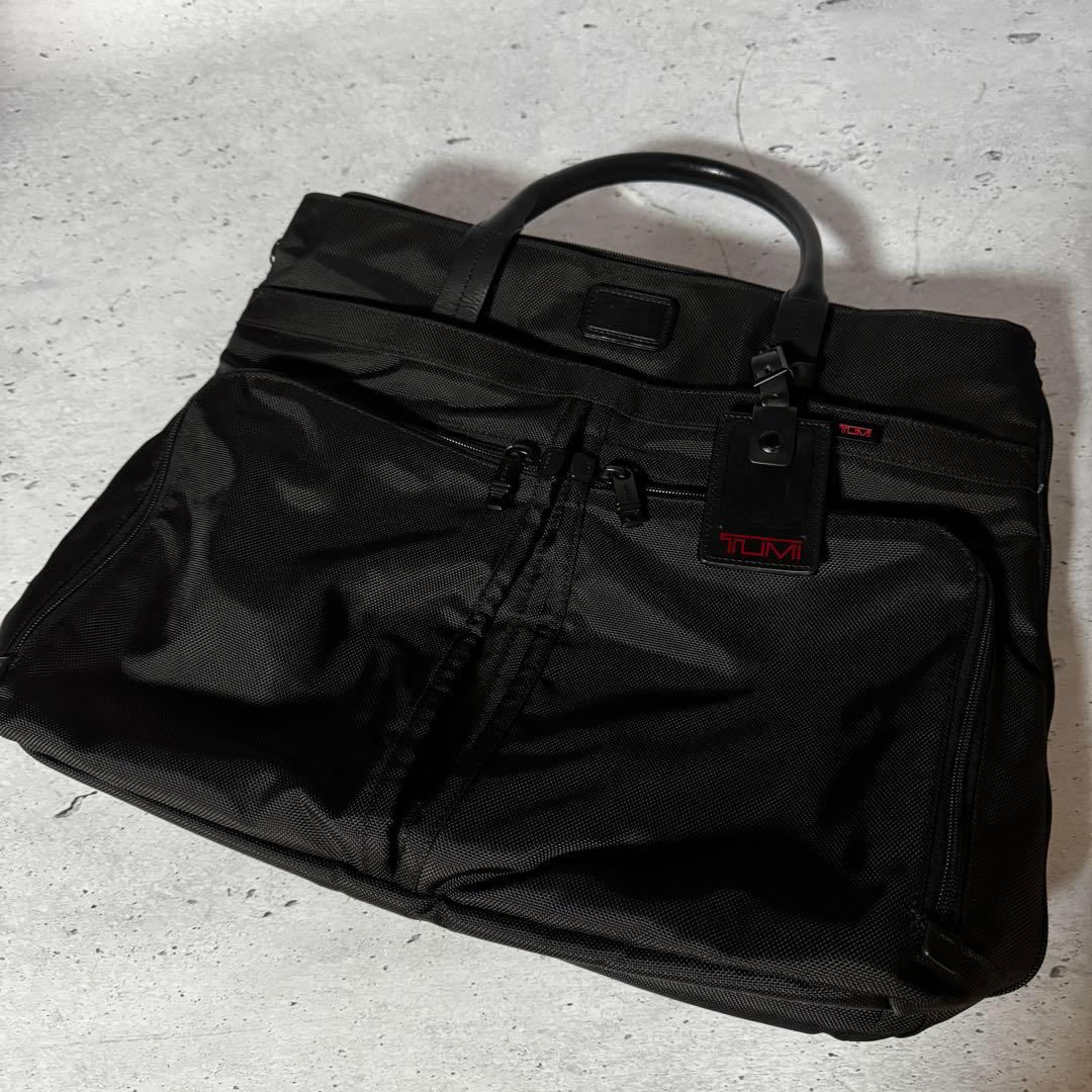 TUMI Alpha Ballistic コンパニオントートバッグ ブラック