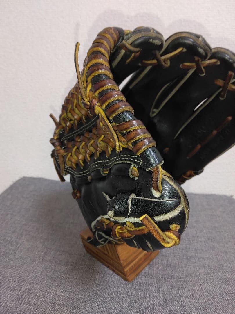 UNDER ARMOUR　硬式内野手用　 松田モデル