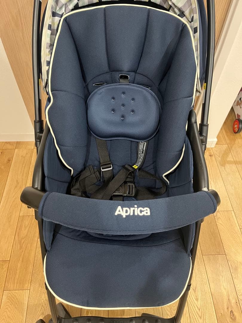 Aprica カルーンエアー　a型ベビーカー ネイビー　★おまけ付き