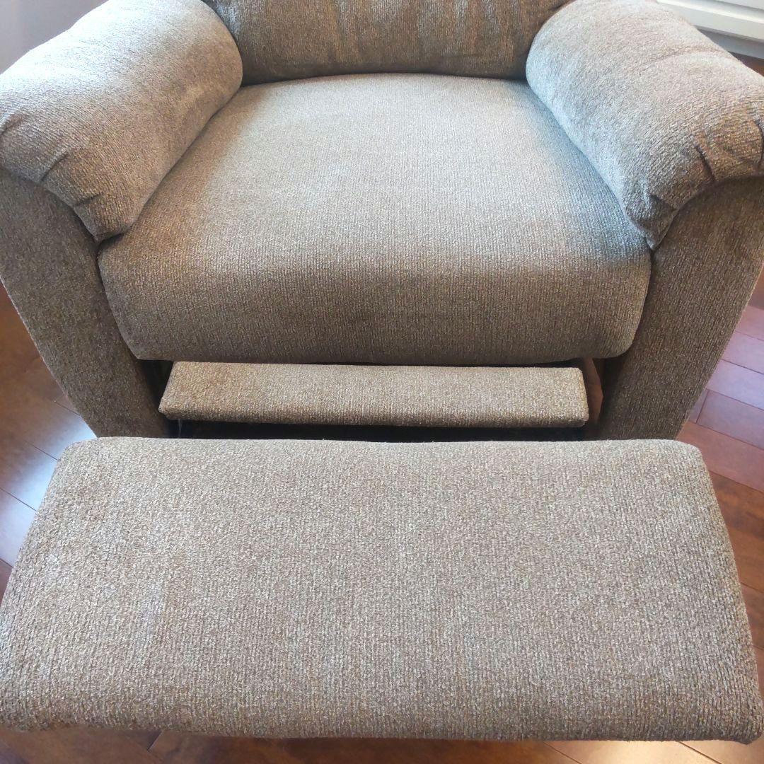 Ashley リクライニングソファ オットマン付き　1人掛け