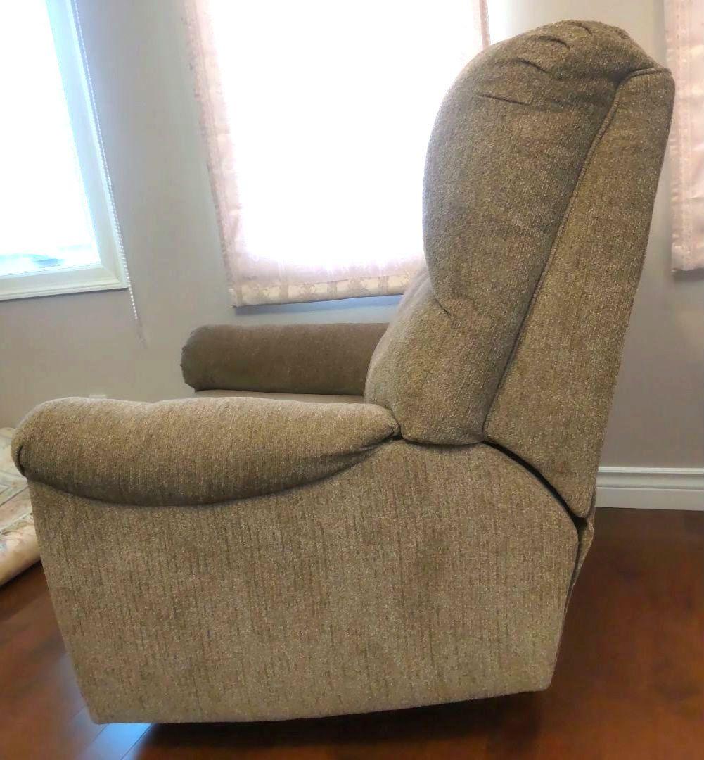 Ashley リクライニングソファ オットマン付き　1人掛け