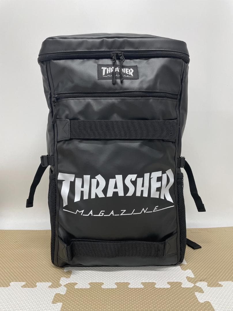 【ムチ子】スラッシャー　ＢＯＸリュック TH-Q WH