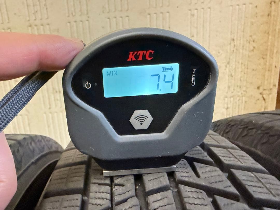 165/65R15 スタッドレス 21年製 ヨコハマ IG60 バリ山