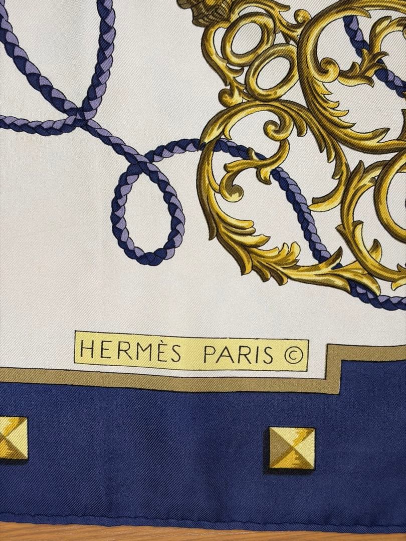 最終値下げ　美品　HERMES エルメス カレ90 鐙の幻想 スカーフ シルク