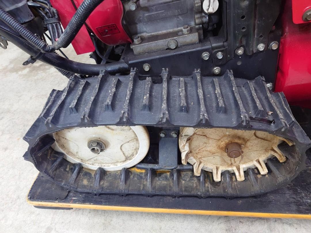 富山発　ホンダ除雪機　HS1170SVのOEM　三菱MMS1170　重整備済み