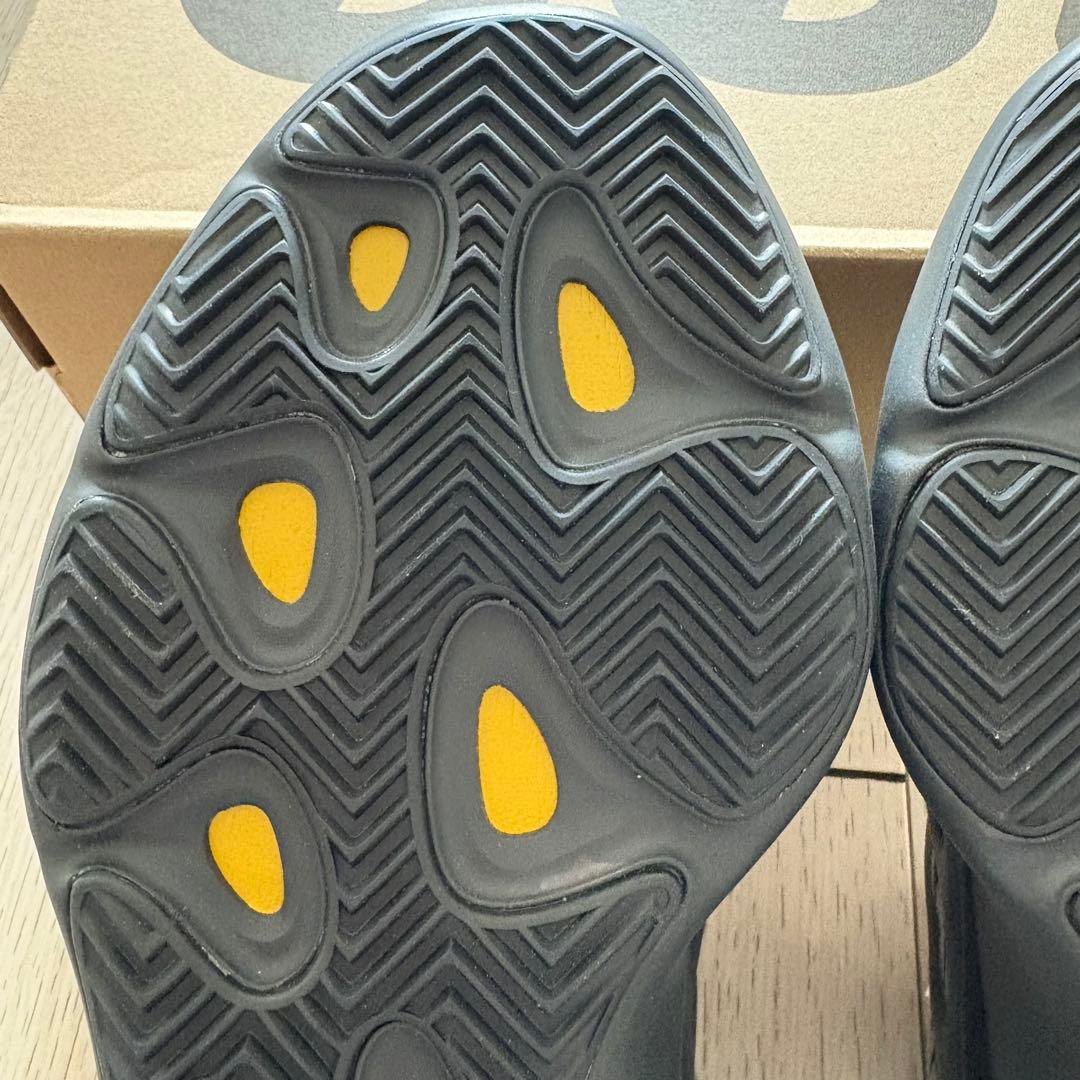 1日限定値下げ‼️ adidas yeezyスニーカー　28.0cm