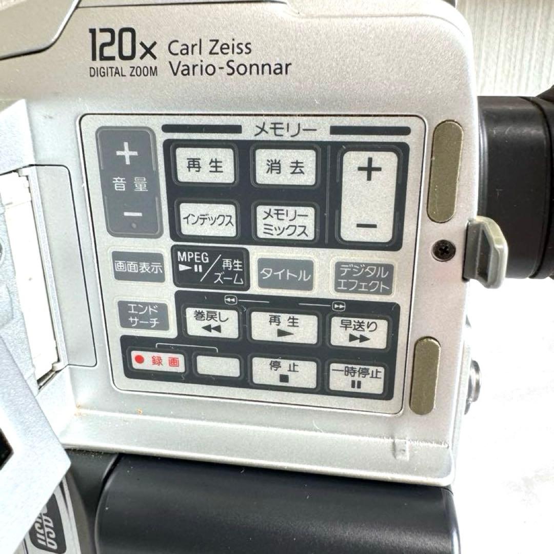 ビデオカメラ SONY Handycam 120x Carl Zeiss DCR-PC110