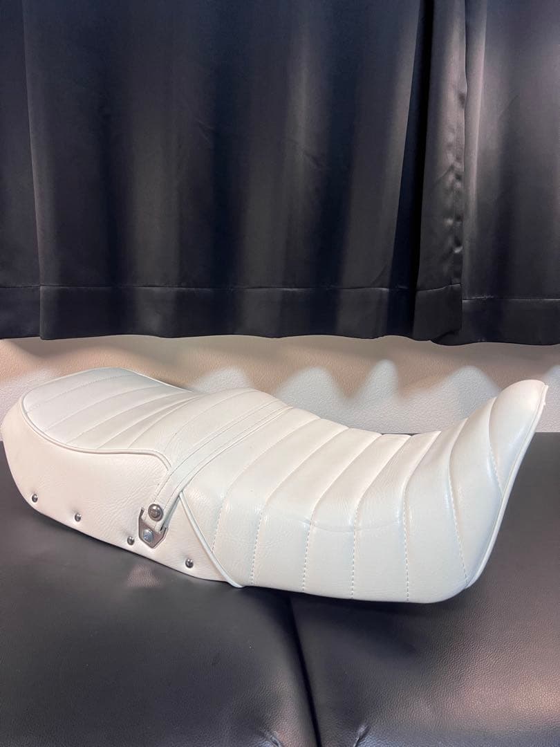 GSX250E GSX400E ゴキ タックロール ホワイト