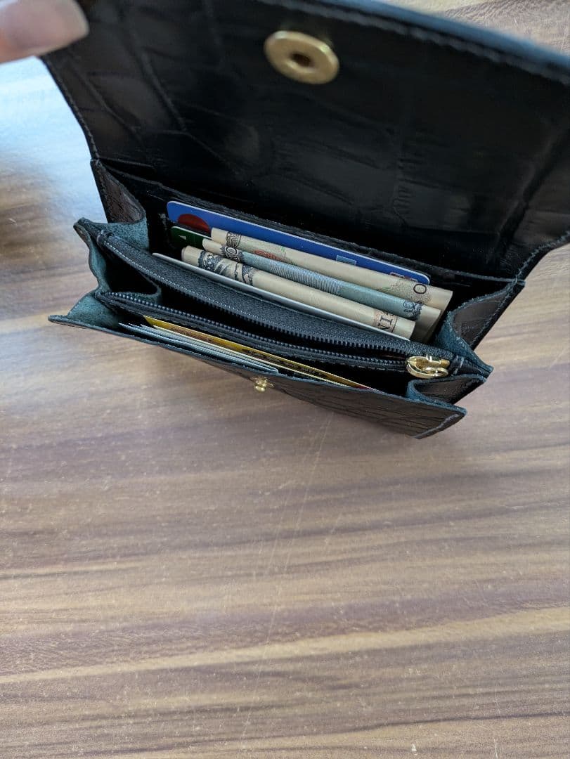 イルビゾンテ☆二つ折り財布 レッド