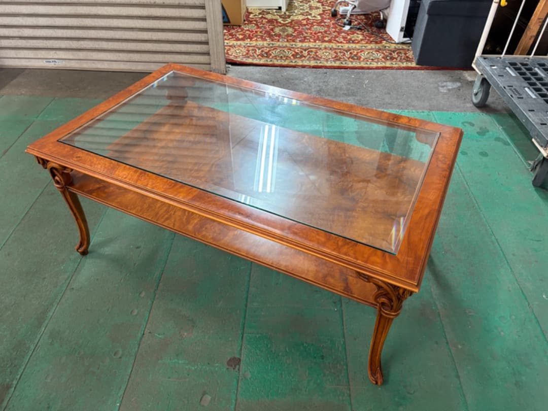 イギリス製　センターテーブル　クイーンアン様式　猫脚　ガラス天板　アンティーク調