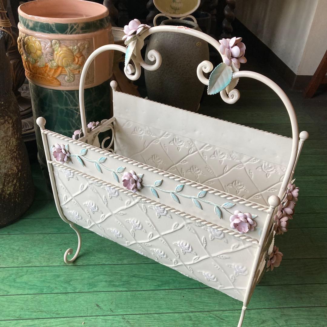 湯布院アンティーク イタリア ロココ調 ブックスタンド アイアン家具 姫家具