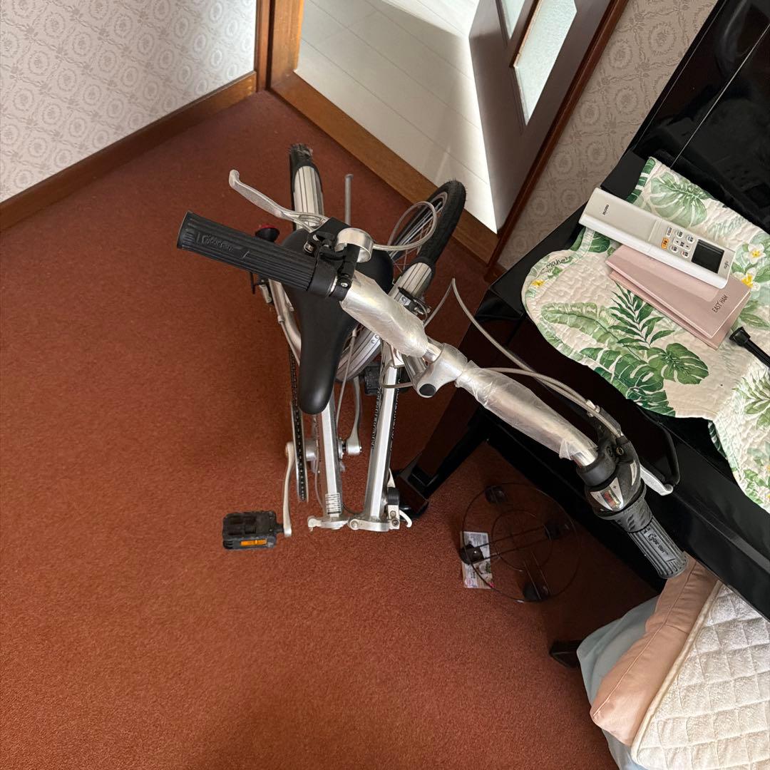 シルバー 26インチ シティサイクル