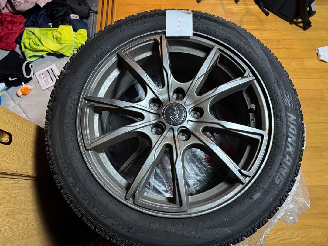 ナンカン2023年製スタッドレスタイヤAW-1 215/50R17 レヴォーグ用