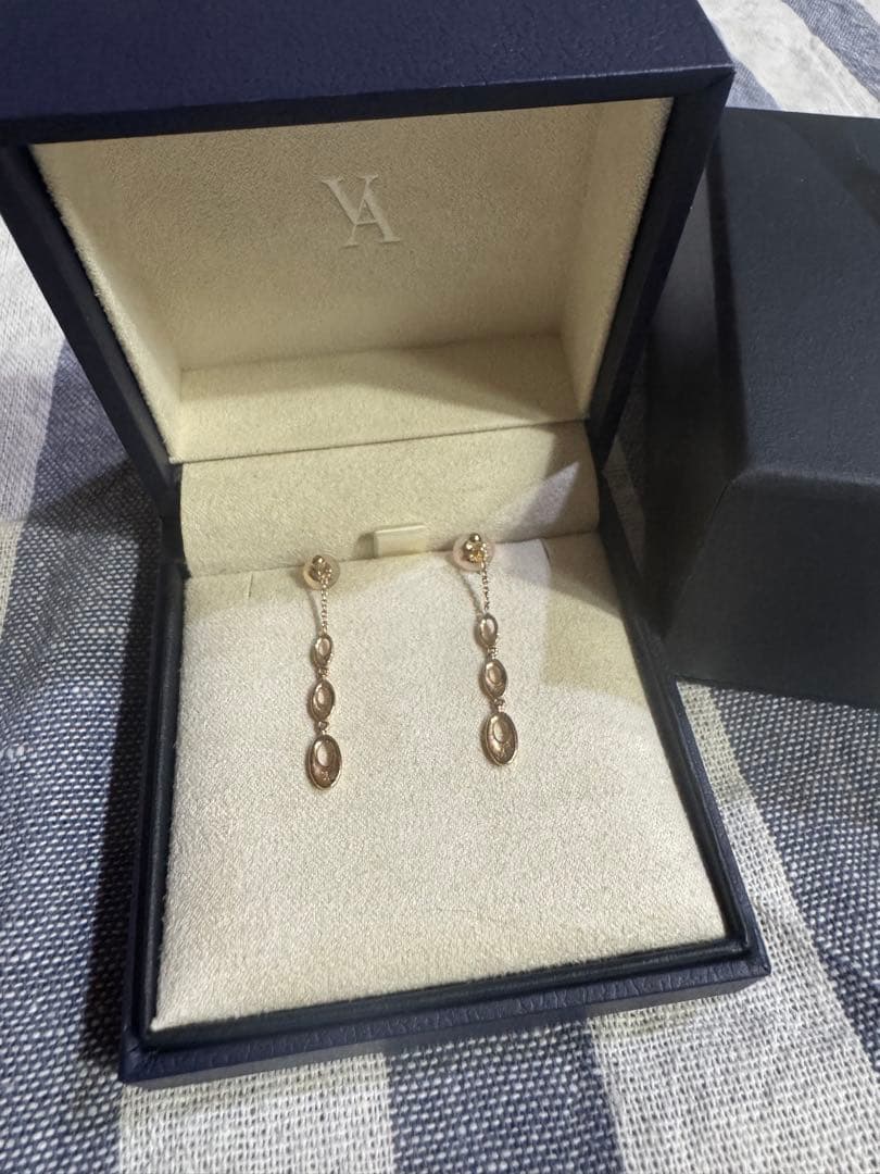 VENDOME AOYAMA ゴールドピアス