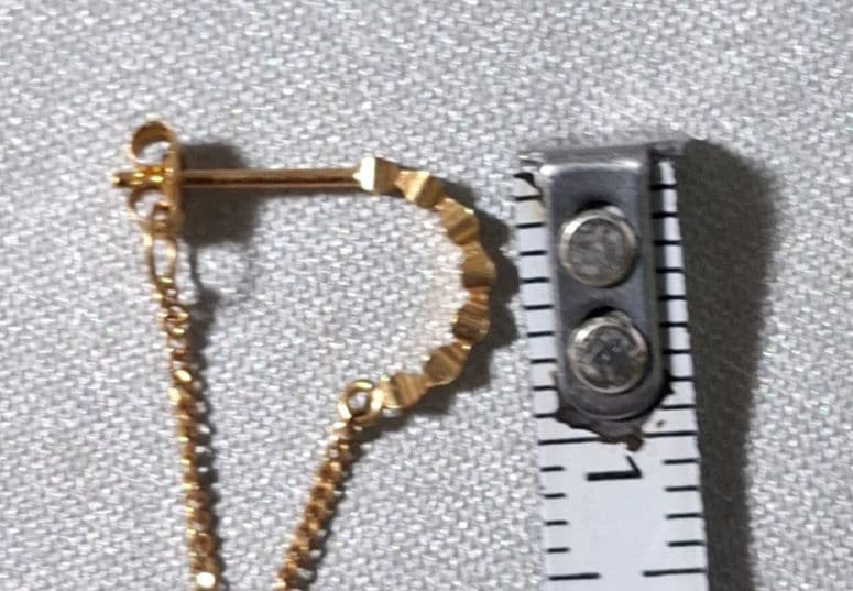 k18 星型チャーム付きハーフフープピアス