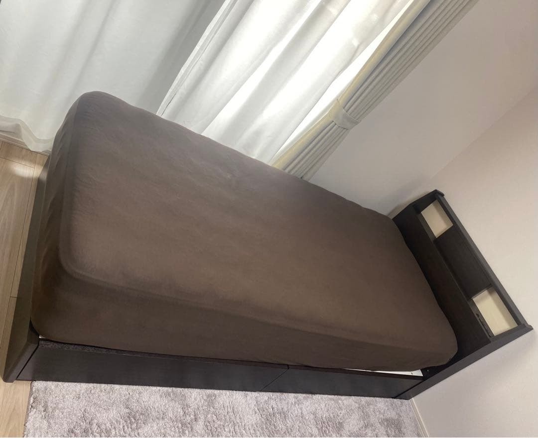 【美品3点】シングルベッドフレームブラウン、引き出し付き、シングルマットレス付き