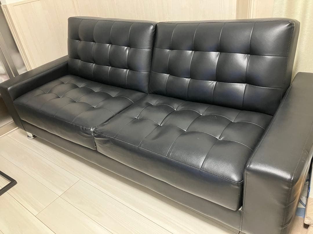 黒 合成皮革 2人掛けソファ