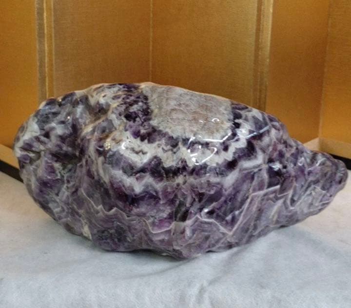 大型【原石】シェブロンアメジスト滅多に出回らない希少で強い金運パワー石 約8キロ