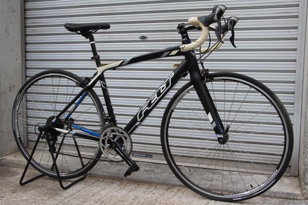 引き取り限定♪FELT♪F95♪人気のアルミフレームロード♪カーボンフォーク♪