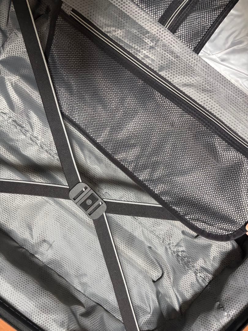 Samsonite サムソナイト 大型スーツケース（158cm以内）グレー