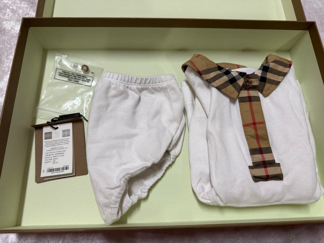 BURBERRYベビー服