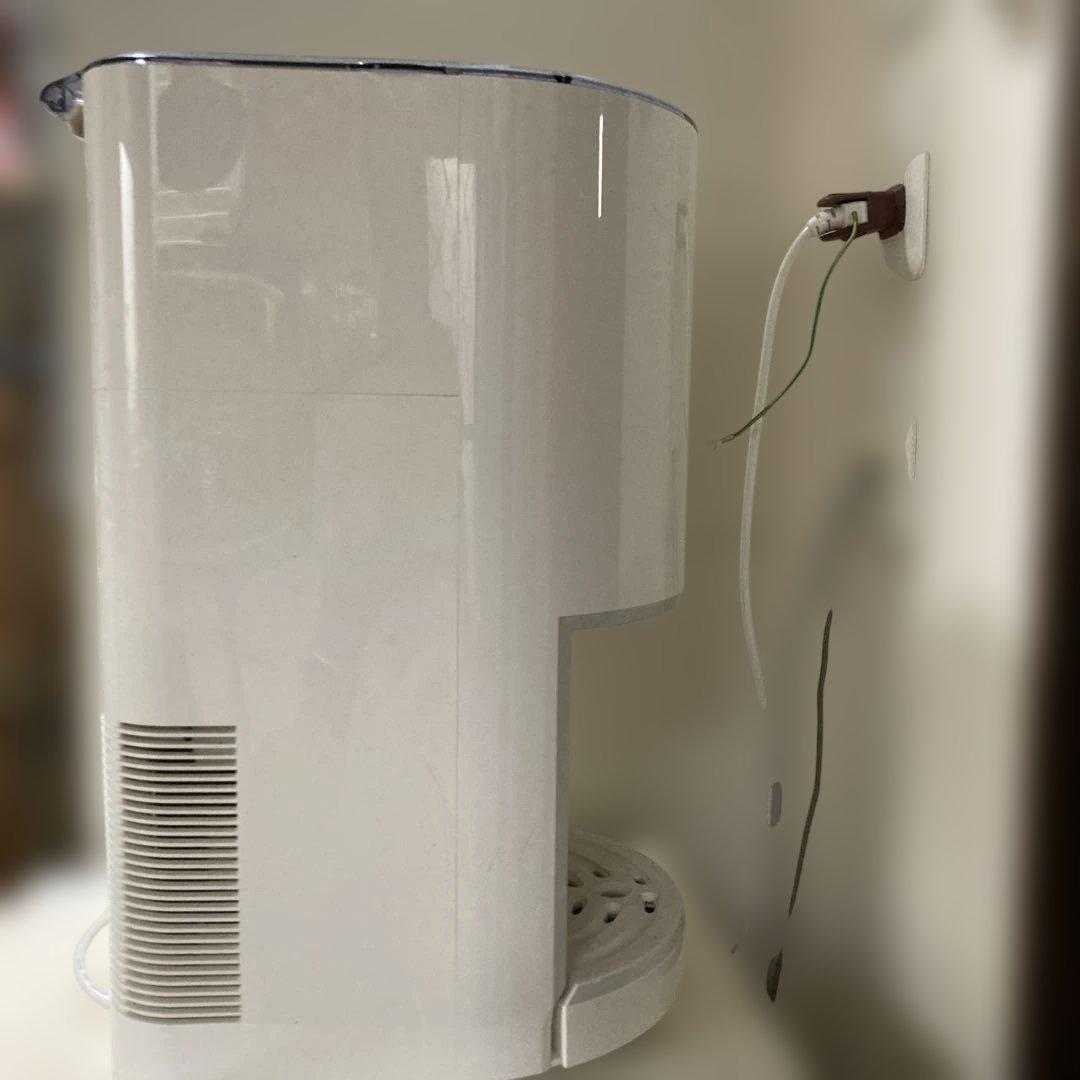 Frecious dewo mini ホワイト 給水機