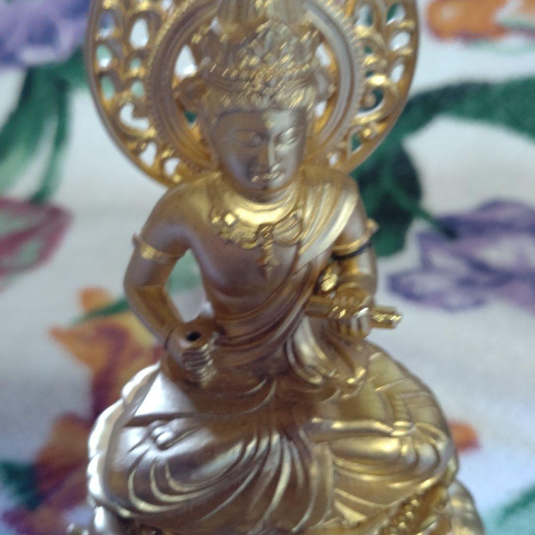 金メッキ　銅像　金では　ありません。