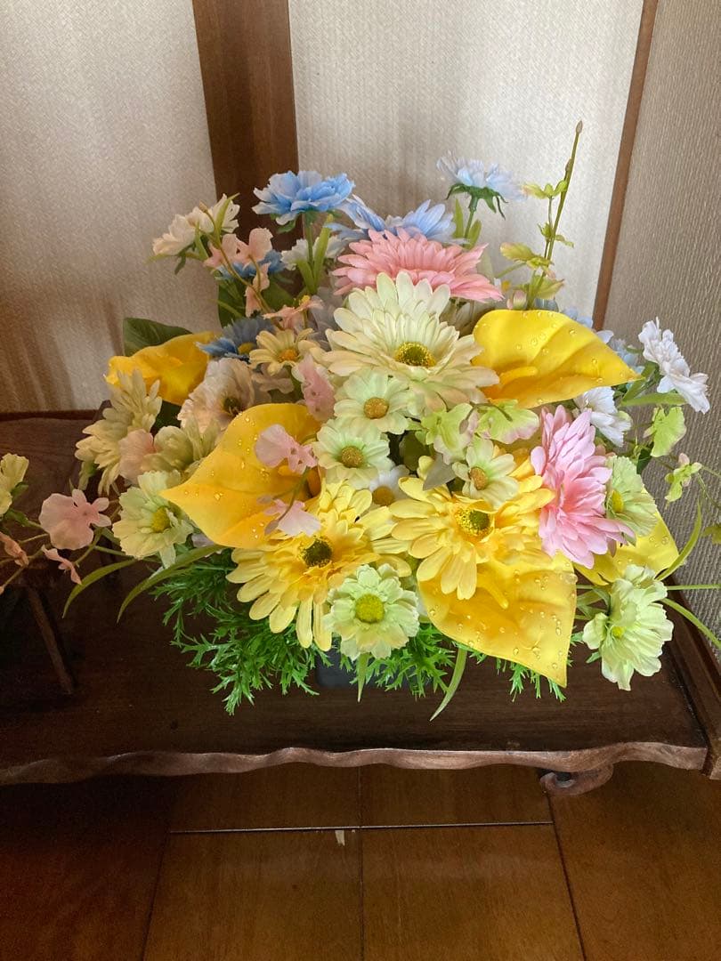 フラワーアレンジメントE