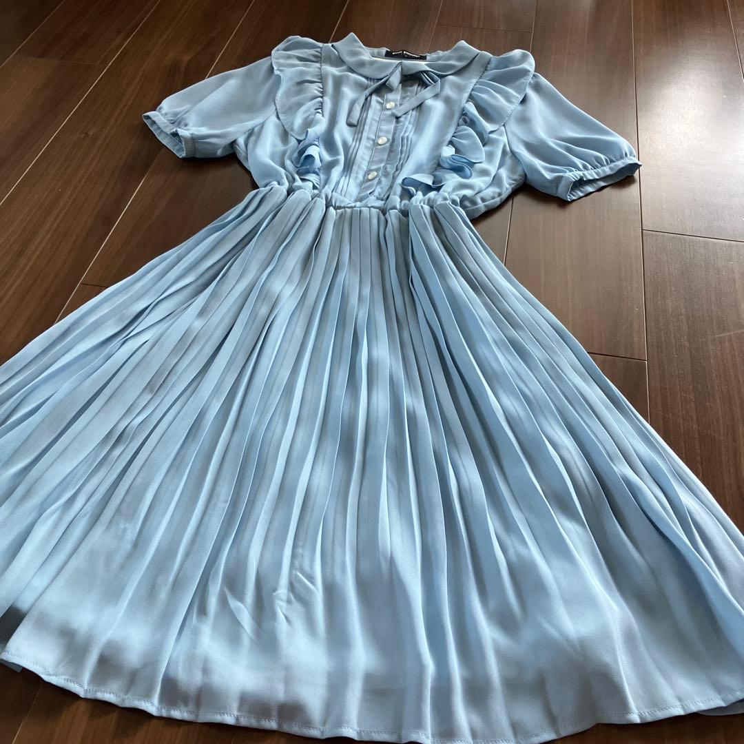 2度着たのみ！⭐︎pom ponette ジュニア⭐︎水色ワンピース Lサイズ