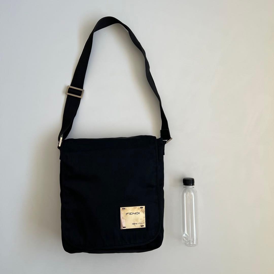 バッグ FENDI LOGO PLATE NYLON SHOULDER BAG