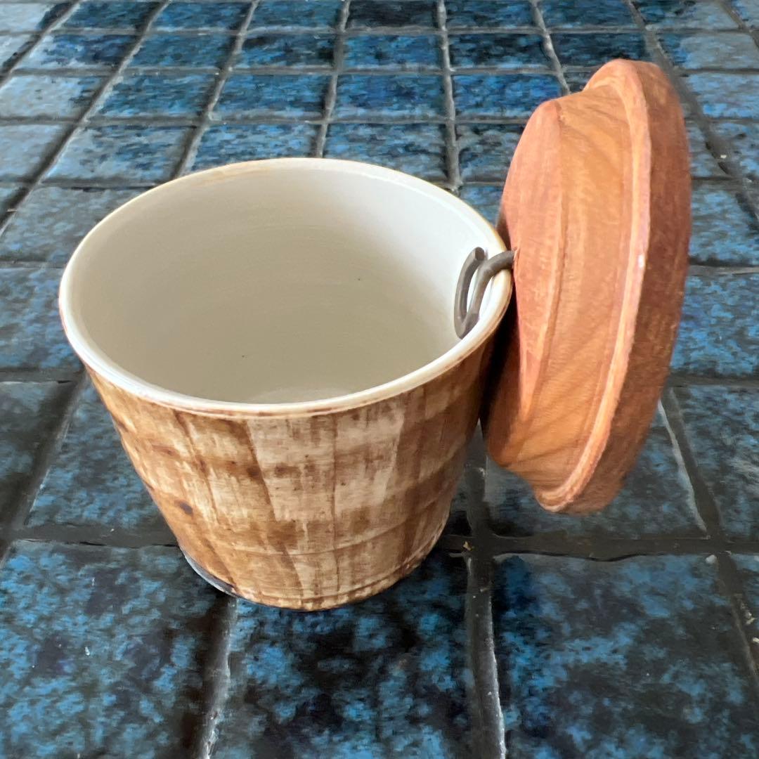 市川孝　蓋付き保存容器2個