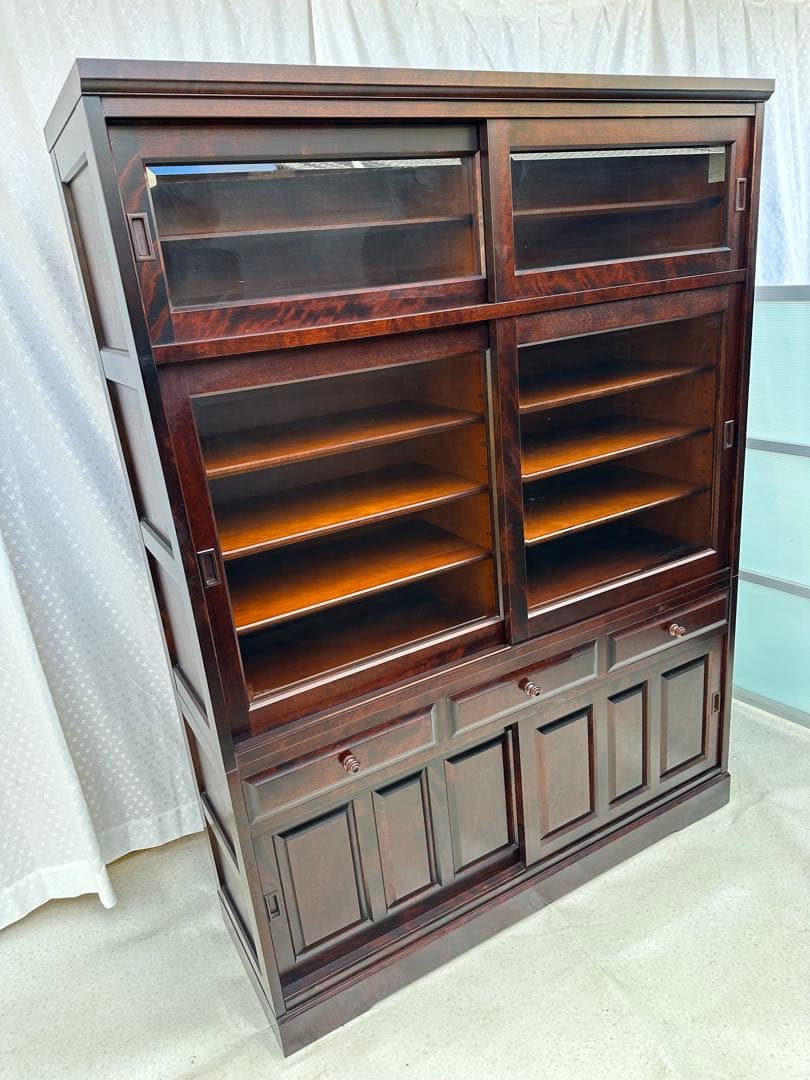 北海道民芸 食器棚 水屋 引戸 カップボード カバ/樺 無垢材 横幅135cm