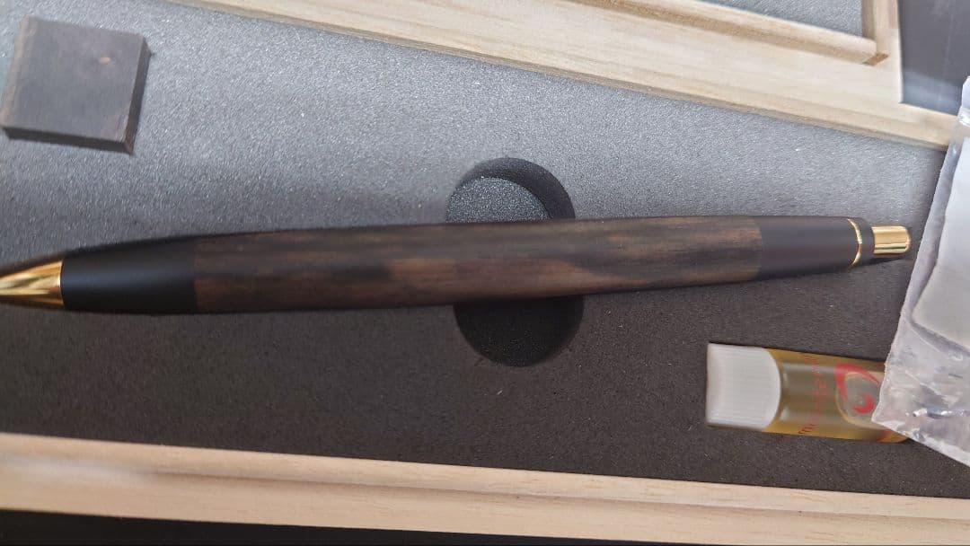 野原工芸　超特上黒柿孔雀杢MPと特上黒柿BPセット