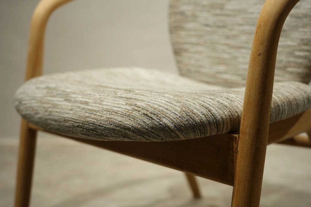 アームチェア　飛騨産業　キツツキ　マッターホルン　椅子　ラウンジアームチェア