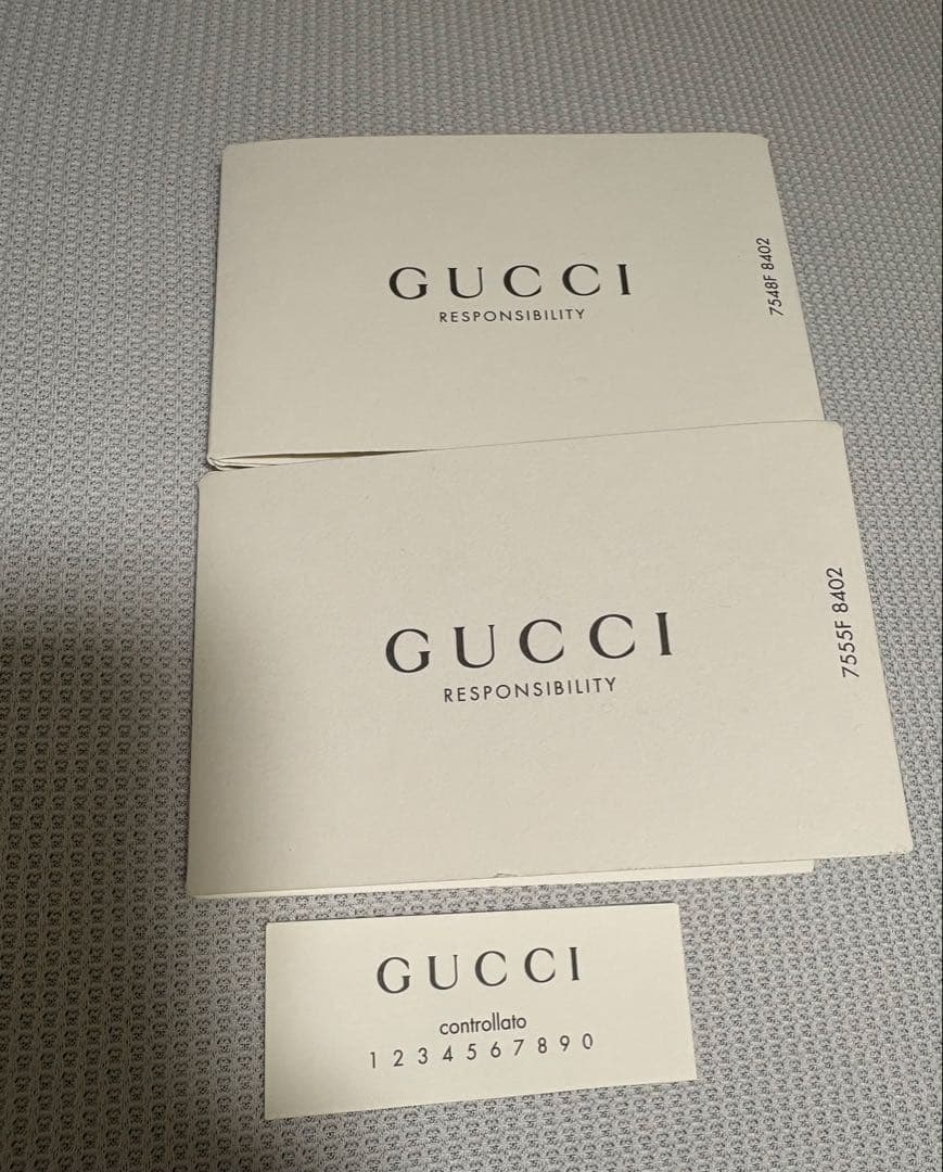 グッチ　メンズ　ショルダーバッグ