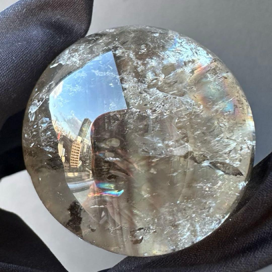 爆レア❗️浄化❗️虹入り☆淡いスモーキーアイリスクォーツ☆ヒマラヤ水晶丸玉A1146